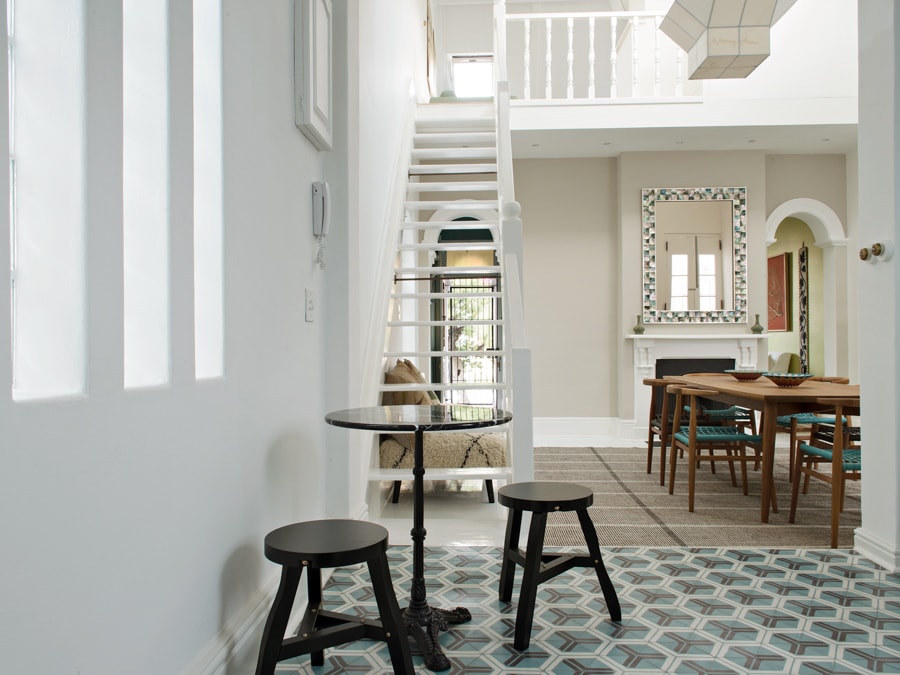 perfect_hideaways_La Petite Maison_Tamboerskloof_stairs-dining-room