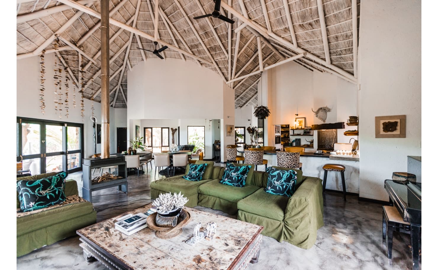 perfect-hideaways-waterberg-leopard-lodge-cypiro-collection-06