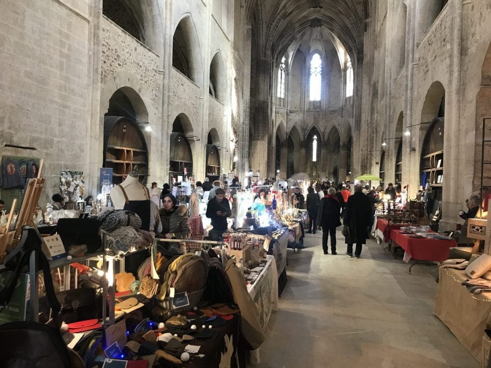 Christmas Market Abbey de Valmagne scaled e1576069196726