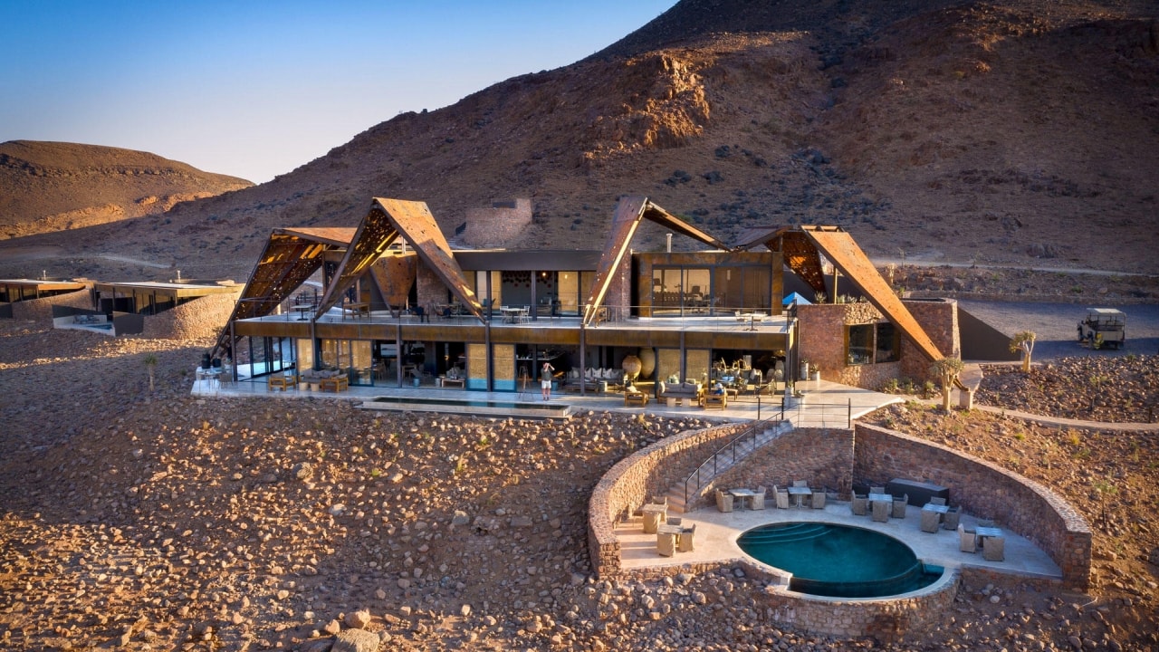 perfect-hideaways-Namibia-Sossusvlei-Desert-Lodge-003