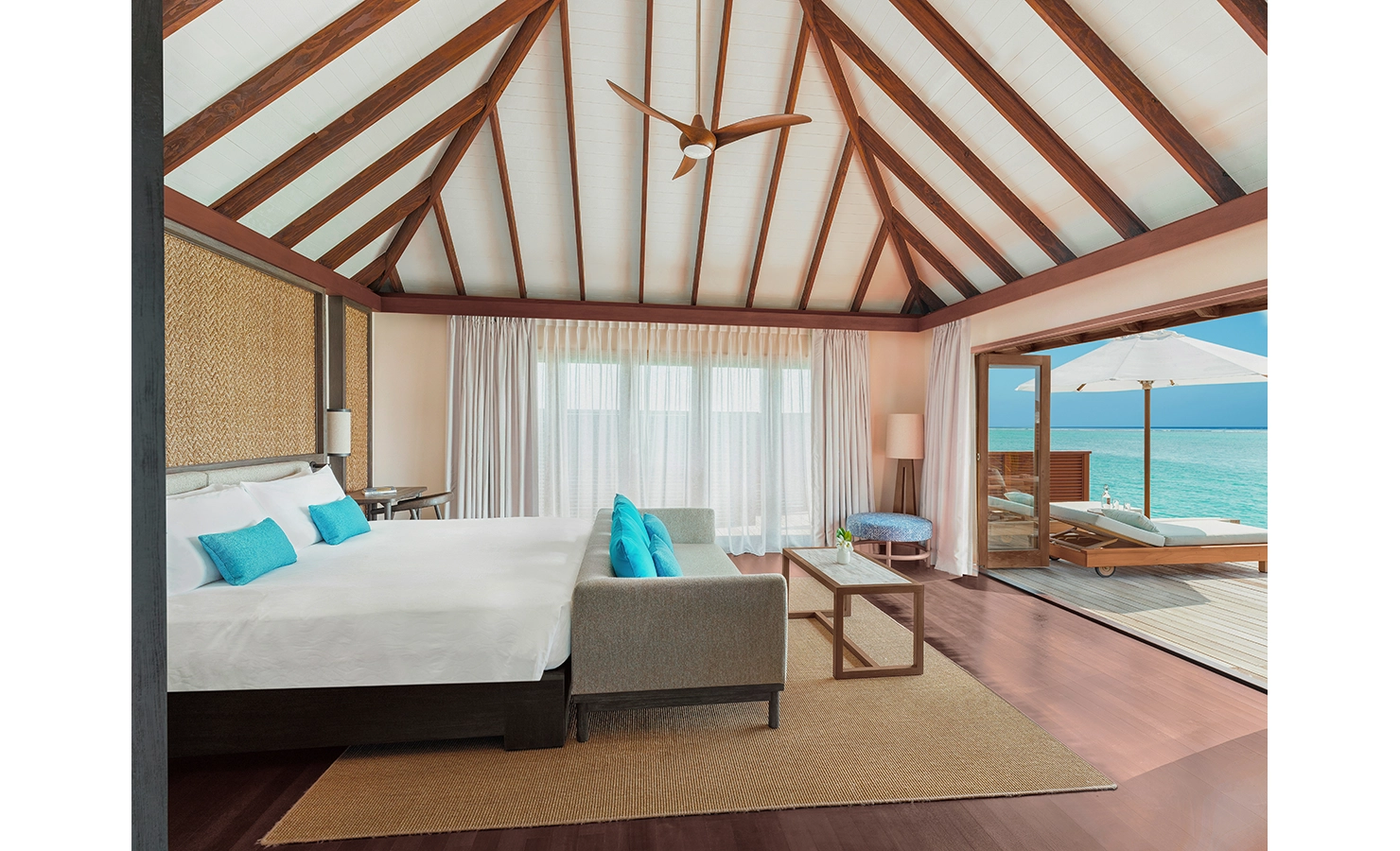 Perfect Hideaways, Conrad Maldives, Luxury accommodation bedroom