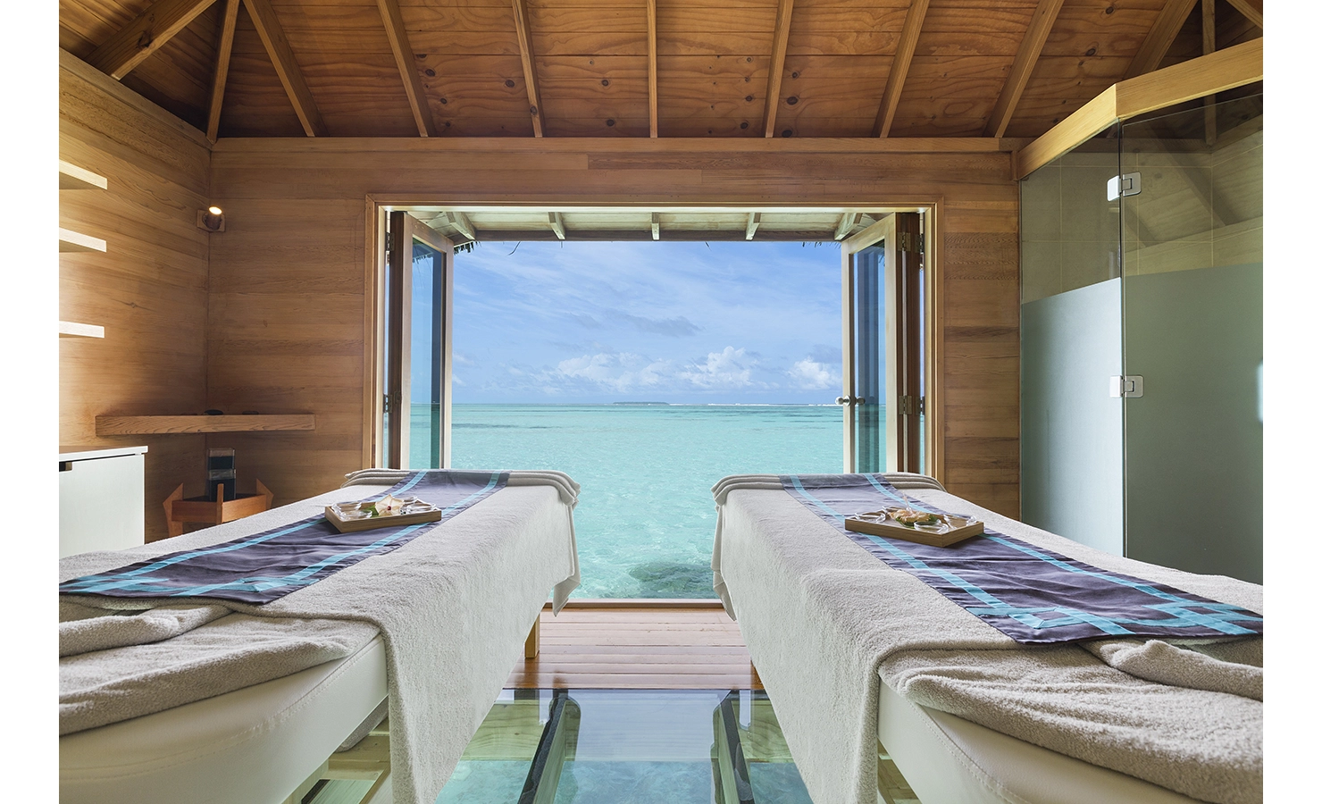 Perfect Hideaways, Conrad Maldives, Massage room looking over the ocean