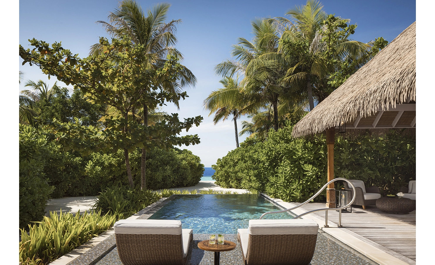 Perfect Hideaways, Waldorf Maldives, Luxury accommodation swimming pool