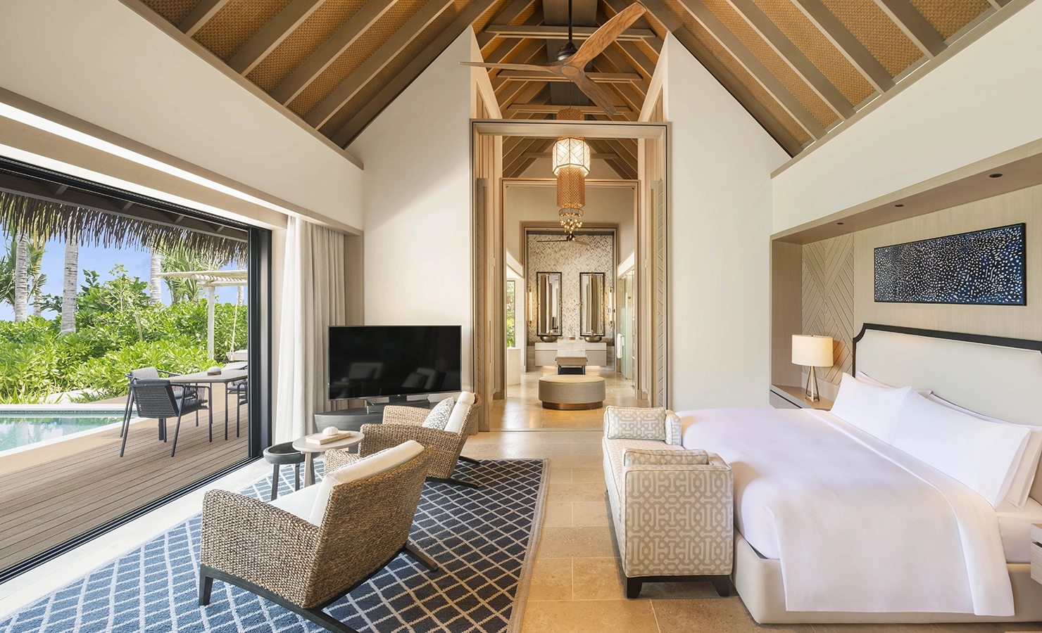 Perfect Hideaways, Waldorf Maldives, Luxury accommodation sunroom, bedroom