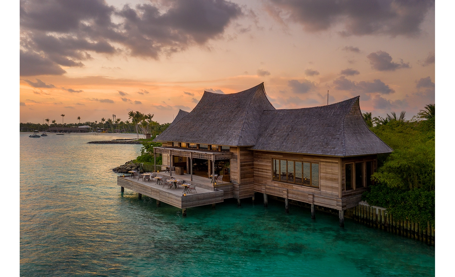 Perfect Hideaways, Waldorf Maldives, Luxury accommodation view of the house during sunset