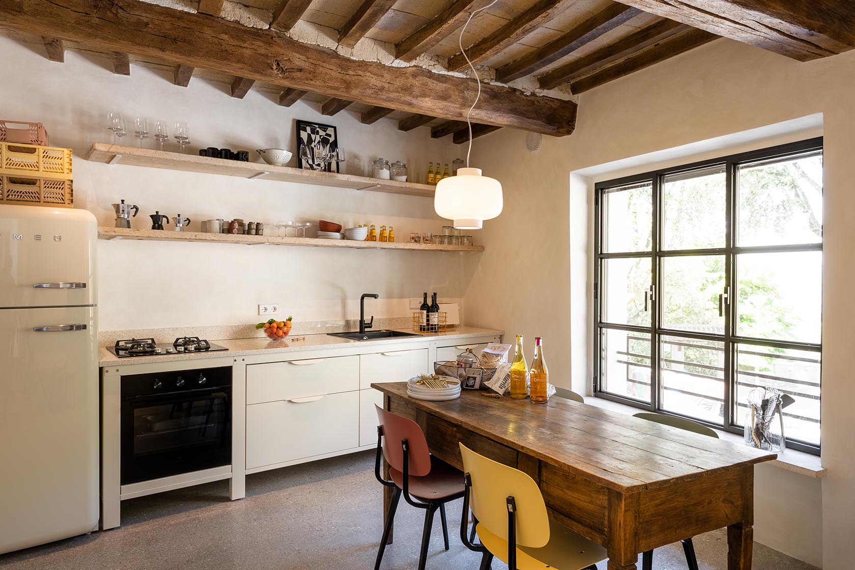 Perfect Hideaways rustic kitchen with exposed beams, open shelving and farmhouse dining table, Umbria Cottage, Collazzone