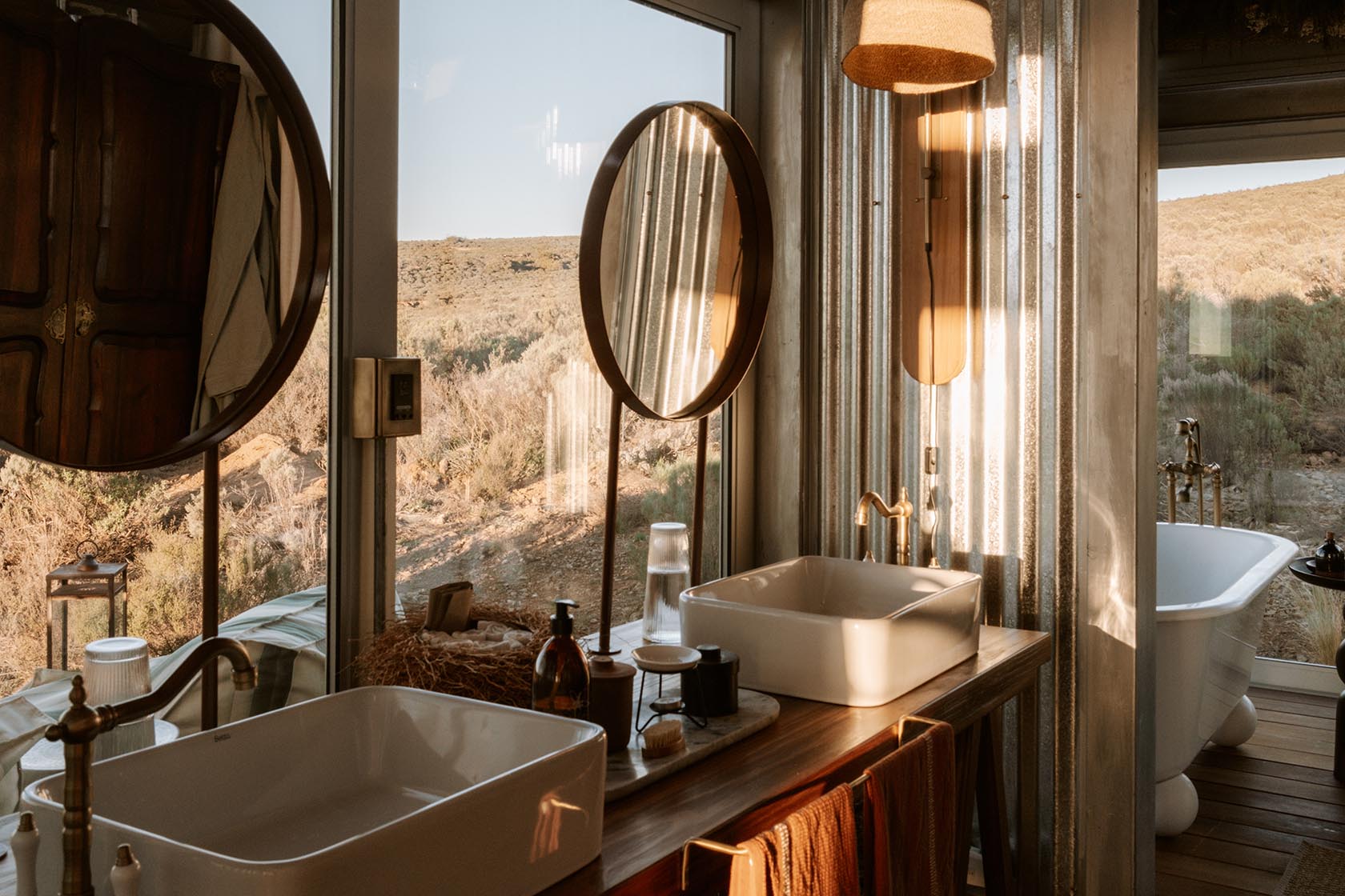 Perfect Hideaways elegant bathroom retreat with freestanding bath, handcrafted details and sweeping Karoo scenery, Jackals Rest, Montagu.